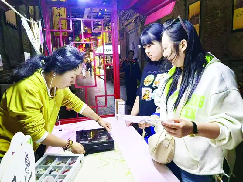 辽宁省丹东市工人村社区：架起残疾人创业“彩虹桥”